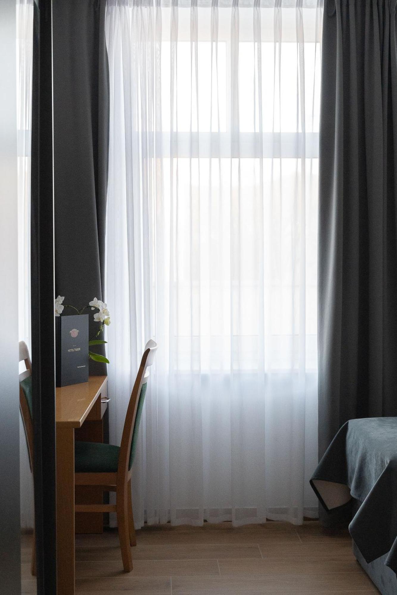 Hotel Tabor Sežana المظهر الخارجي الصورة